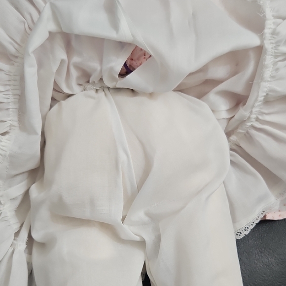 Vintage Porcelain Doll in Pink Dress - Picture 14 of 14